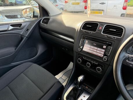 Volkswagen Golf 1.6 TDI Match DSG Euro 5 5dr 29