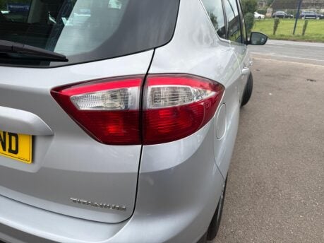 Ford C-Max 1.6 Titanium Euro 5 5dr 42