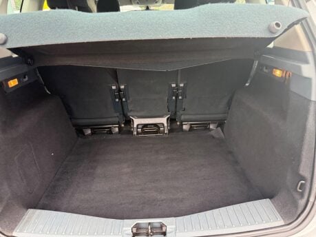 Ford C-Max 1.6 Titanium Euro 5 5dr 36