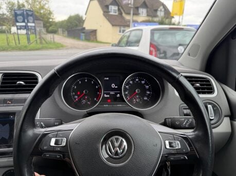 Volkswagen Polo 1.2 TSI R-Line Euro 6 (s/s) 3dr 11