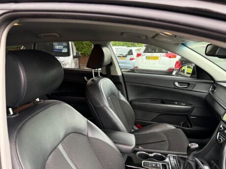 Kia Optima 1.7 CRDi 3 Sportswagon Euro 6 (s/s) 5dr 12
