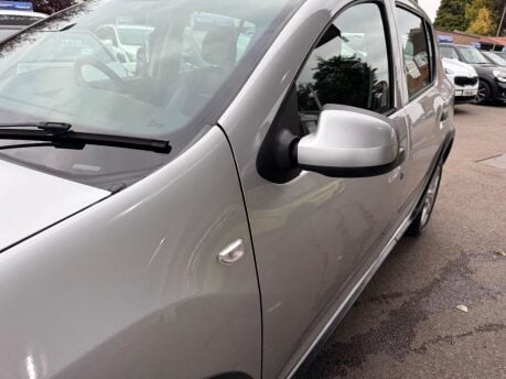 Dacia Sandero Stepway 1.5 dCi Laureate Euro 6 (s/s) 5dr 34