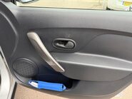Dacia Sandero Stepway 1.5 dCi Laureate Euro 6 (s/s) 5dr 28