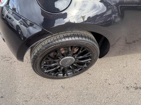 Fiat 500 1.2 Lounge Euro 6 (s/s) 2dr 25