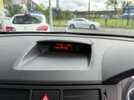 Vauxhall Meriva 1.6i 16v Design 5dr (a/c) 19