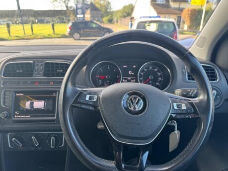 Volkswagen Polo 1.4 TDI BlueMotion Tech SEL Euro 6 (s/s) 3dr 10