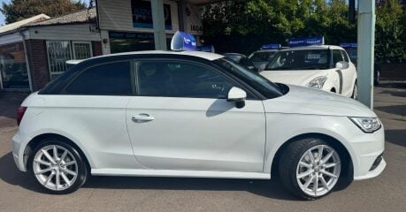 Audi A1 1.4 TFSI S line Euro 6 (s/s) 3dr 8