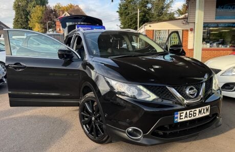 Nissan Qashqai 1.6 dCi Tekna 2WD Euro 6 (s/s) 5dr 35
