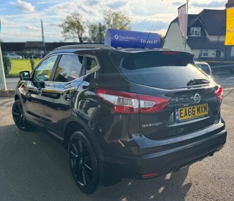 Nissan Qashqai 1.6 dCi Tekna 2WD Euro 6 (s/s) 5dr 5