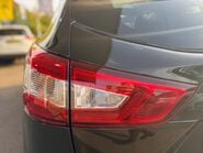 Nissan Qashqai 1.6 dCi Tekna 2WD Euro 6 (s/s) 5dr 12