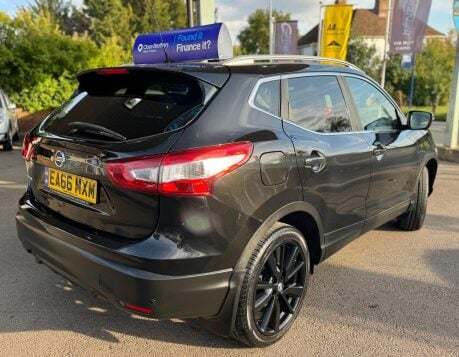 Nissan Qashqai 1.6 dCi Tekna 2WD Euro 6 (s/s) 5dr 7