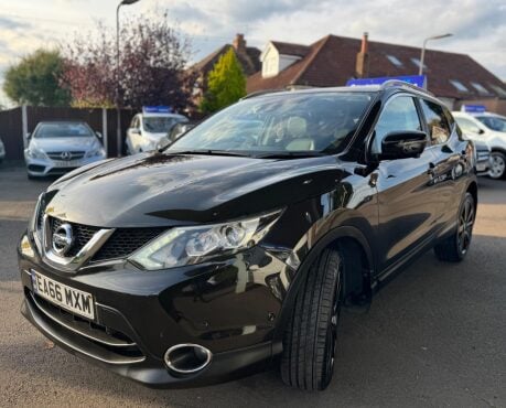 Nissan Qashqai 1.6 dCi Tekna 2WD Euro 6 (s/s) 5dr 3