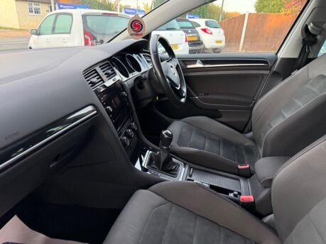 Volkswagen Golf 1.6 TDI BlueMotion Tech GT Euro 6 (s/s) 5dr 43