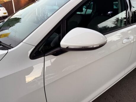 Volkswagen Golf 1.6 TDI BlueMotion Tech GT Euro 6 (s/s) 5dr 39