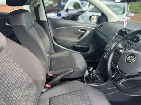 Volkswagen Polo 1.0 BlueMotion Tech SE Euro 6 (s/s) 5dr 26