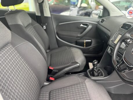 Volkswagen Polo 1.0 BlueMotion Tech SE Euro 6 (s/s) 5dr 26