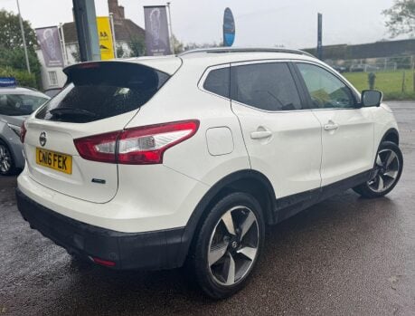 Nissan Qashqai 1.5 dCi n-tec+ 2WD Euro 6 (s/s) 5dr 4