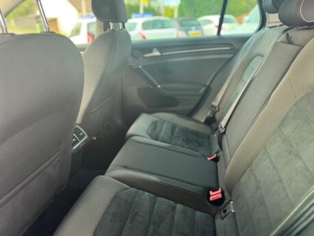Volkswagen Golf 1.4 TSI BlueMotion Tech ACT GT Euro 6 (s/s) 5dr 28