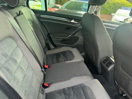 Volkswagen Golf 1.4 TSI BlueMotion Tech ACT GT Euro 6 (s/s) 5dr 27