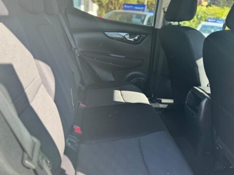 Nissan Qashqai 1.5 dCi n-tec+ 2WD Euro 6 (s/s) 5dr 27
