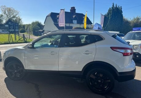 Nissan Qashqai 1.5 dCi n-tec+ 2WD Euro 6 (s/s) 5dr 4