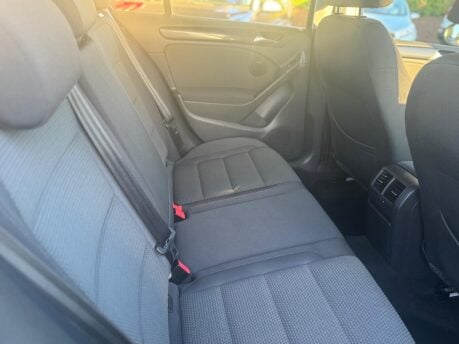 Volkswagen Golf 1.6 TDI Match DSG Euro 5 5dr 15
