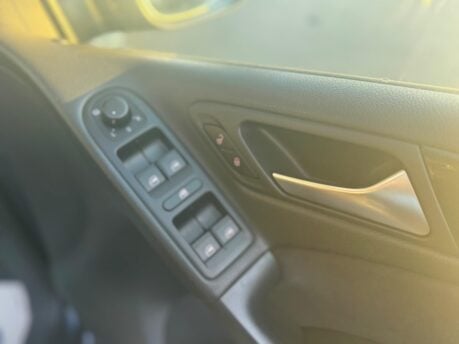 Volkswagen Golf 1.6 TDI Match DSG Euro 5 5dr 16