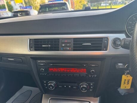 BMW 3 Series 3.0 325i M Sport Highline Euro 4 2dr 21