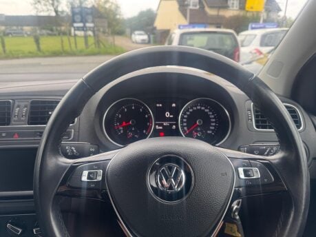 Volkswagen Polo 1.2 TSI BlueMotion Tech SE Euro 6 (s/s) 5dr 10