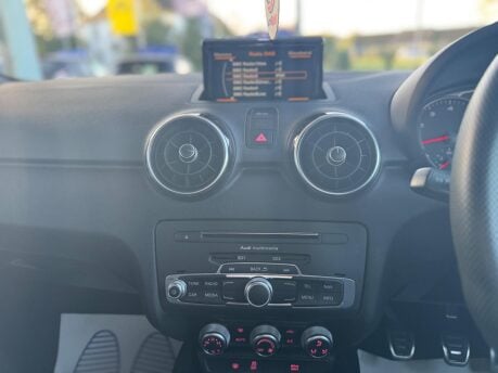 Audi A1 1.4 TFSI S line Sportback Euro 6 (s/s) 5dr 22
