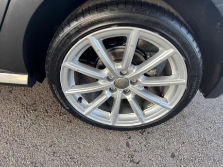 Audi A1 1.4 TFSI S line Sportback Euro 6 (s/s) 5dr 17