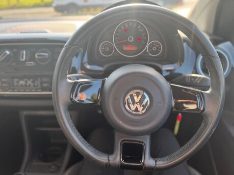 Volkswagen Up 1.0 High up! Euro 5 3dr 10
