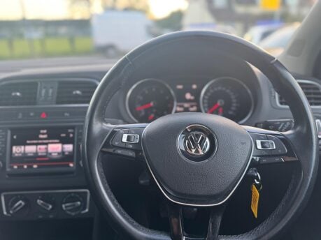 Volkswagen Polo 1.2 TSI BlueMotion Tech SE Euro 6 (s/s) 5dr 10