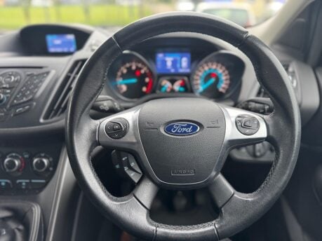 Ford Kuga 2.0 TDCi Zetec 2WD Euro 6 (s/s) 5dr 10