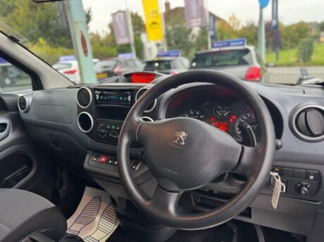 Peugeot Partner Tepee 1.6 HDi Tepee S EGC (s/s) 5dr 25