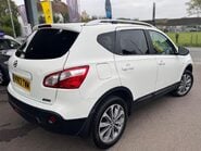 Nissan Qashqai 1.6 dCi Tekna 2WD Euro 5 5dr (AVM) 4