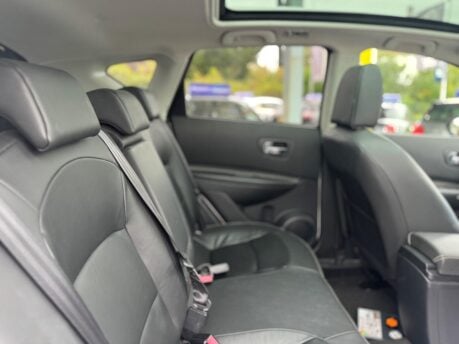 Nissan Qashqai 1.6 dCi Tekna 2WD Euro 5 5dr (AVM) 6