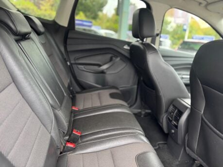 Ford Kuga 2.0 TDCi Titanium 2WD Euro 6 (s/s) 5dr 6
