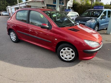 Peugeot 206 1.4 8v S 5dr (a/c) 30