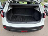 Nissan Qashqai 1.6 dCi Tekna 2WD Euro 5 5dr (AVM) 33