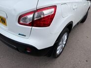 Nissan Qashqai 1.6 dCi Tekna 2WD Euro 5 5dr (AVM) 13