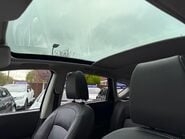 Nissan Qashqai 1.6 dCi Tekna 2WD Euro 5 5dr (AVM) 22