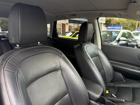 Nissan Qashqai 1.6 dCi Tekna 2WD Euro 5 5dr (AVM) 17