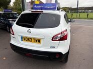 Nissan Qashqai 1.6 dCi Tekna 2WD Euro 5 5dr (AVM) 11