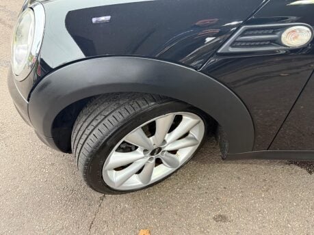 Mini Hatch 1.6 One D Euro 5 (s/s) 3dr 21