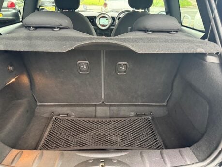 Mini Hatch 1.6 One D Euro 5 (s/s) 3dr 28