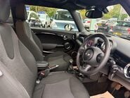 Mini Hatch 1.6 One D Euro 5 (s/s) 3dr 17