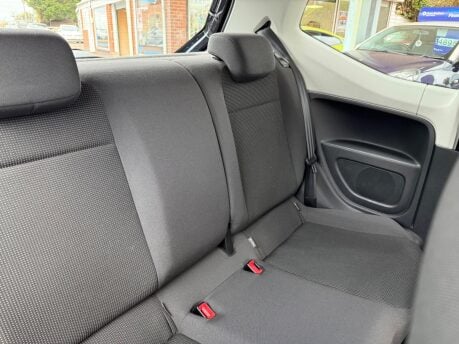 Volkswagen Up 1.0 High up! Euro 5 3dr 22