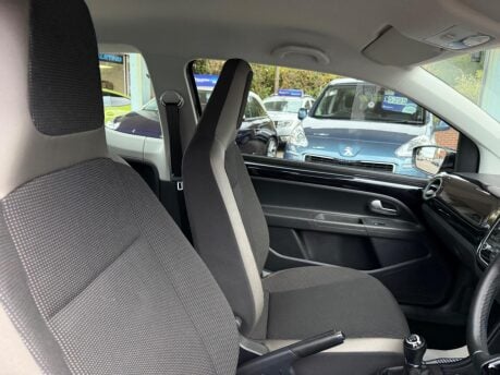 Volkswagen Up 1.0 High up! Euro 5 3dr 20