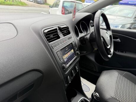 Volkswagen Polo 1.2 TSI BlueMotion Tech SE Euro 6 (s/s) 5dr 17